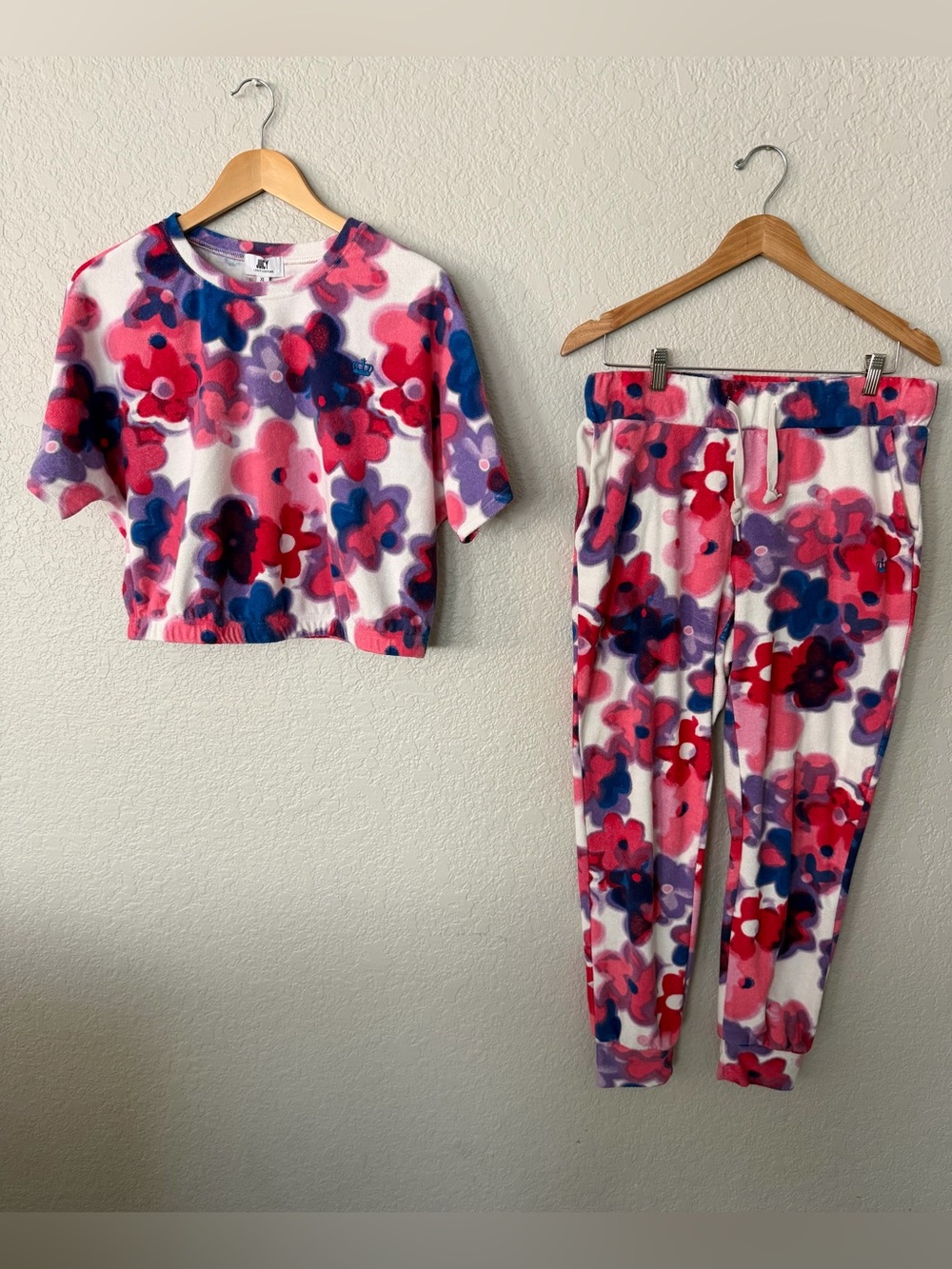 Juicy Couture Pink Purple Floral watercolor Fleece Jogger Set sz M Pants XL top